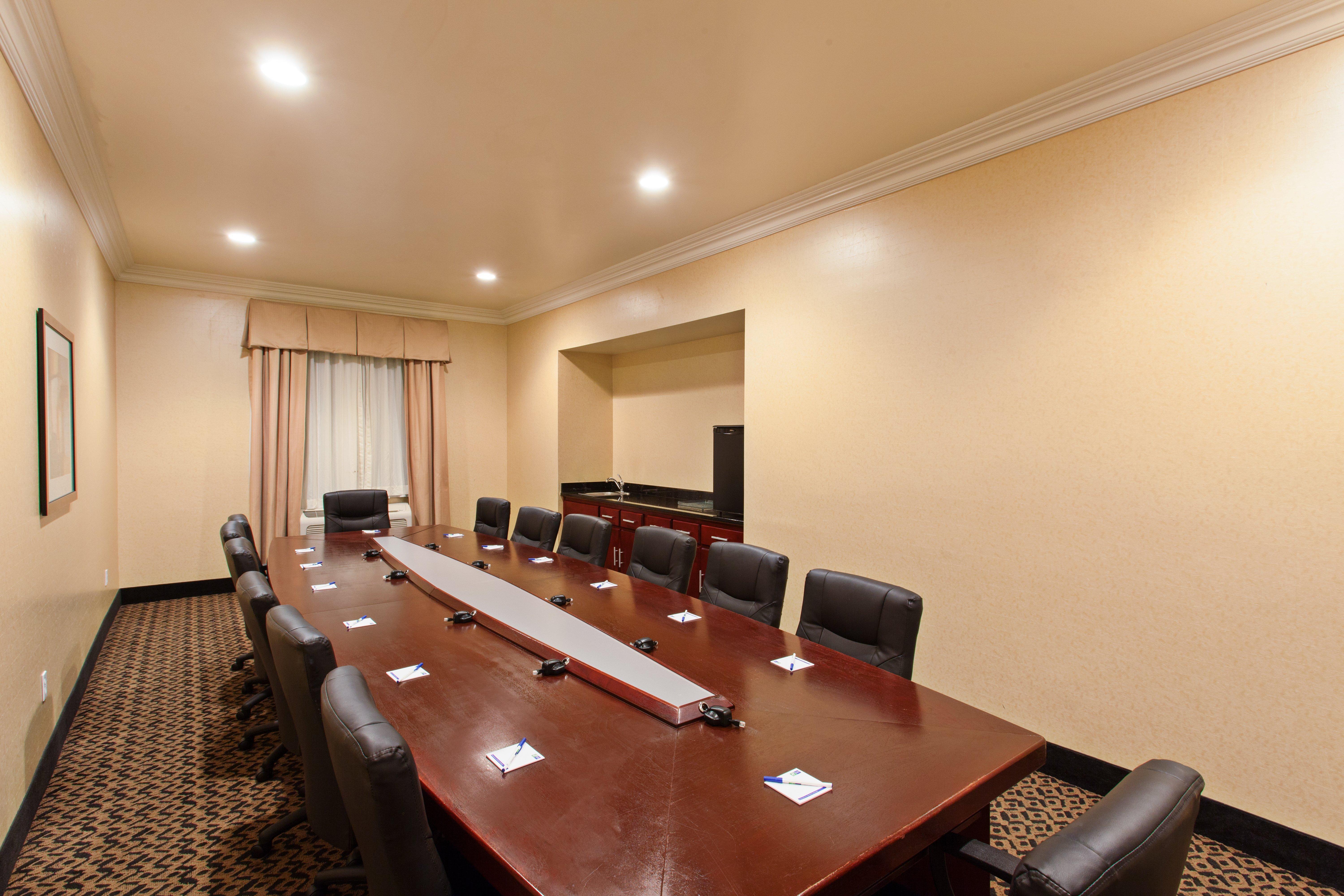 Holiday Inn Express Hotel & Suites Los Angeles Airport Hawthorne By Ihg Exterior photo